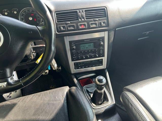 2004 Volkswagen R32 2dr HB 6-spd Manual