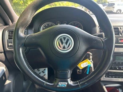 2004 Volkswagen R32 2dr HB 6-spd Manual