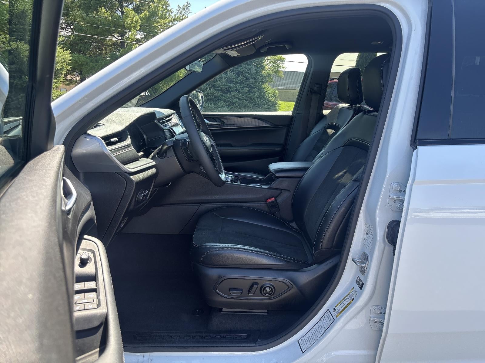 2025 Jeep Grand Cherokee Altitude 4x4