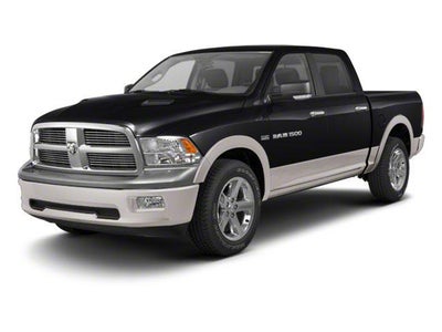 2011 RAM 1500 4WD Crew Cab 5.7 Ft Box Laramie
