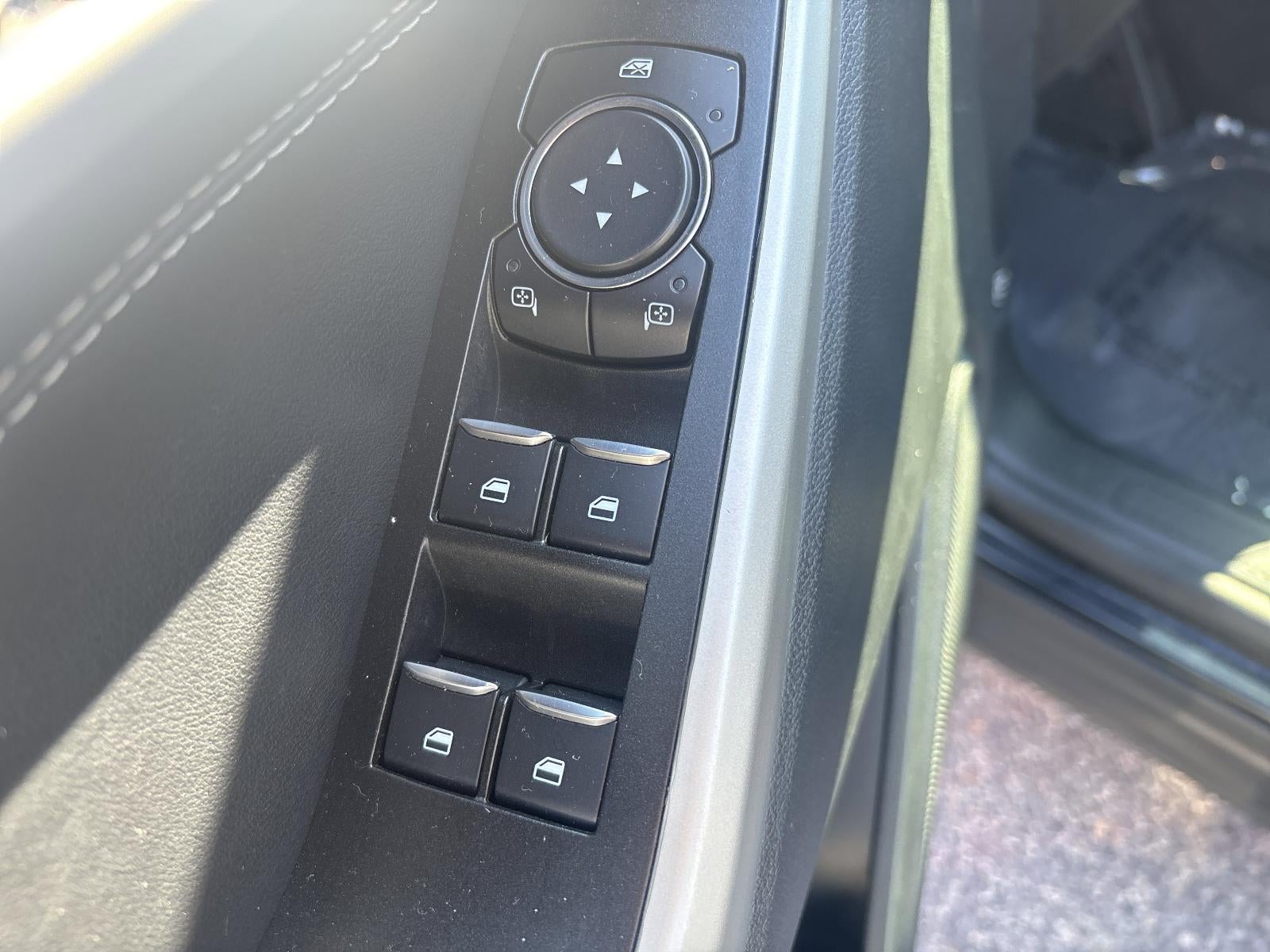 2022 Ford Explorer XLT 4WD