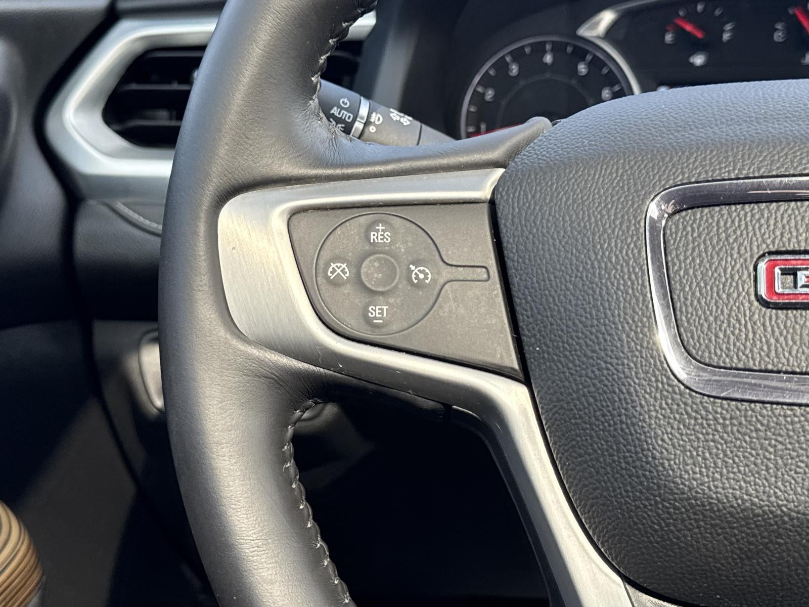 2018 GMC Acadia AWD SLE-2