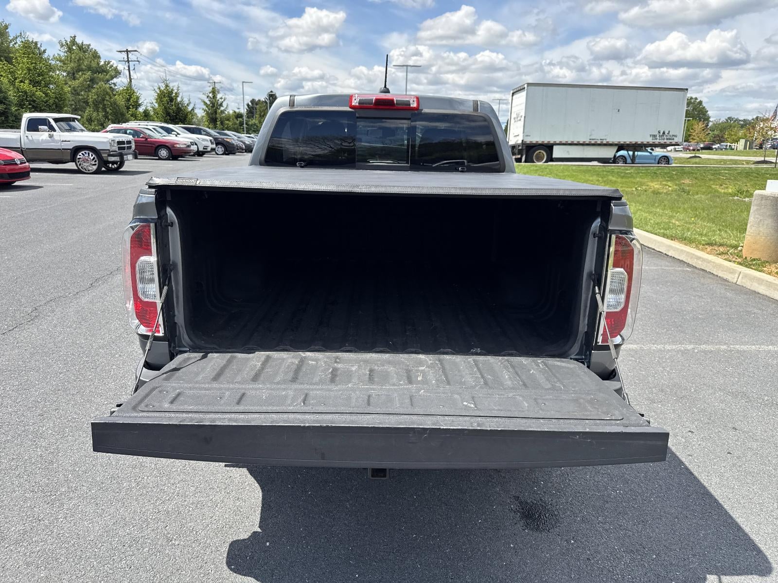 2018 GMC Canyon Crew Cab Short Box 4-Wheel Drive SLT