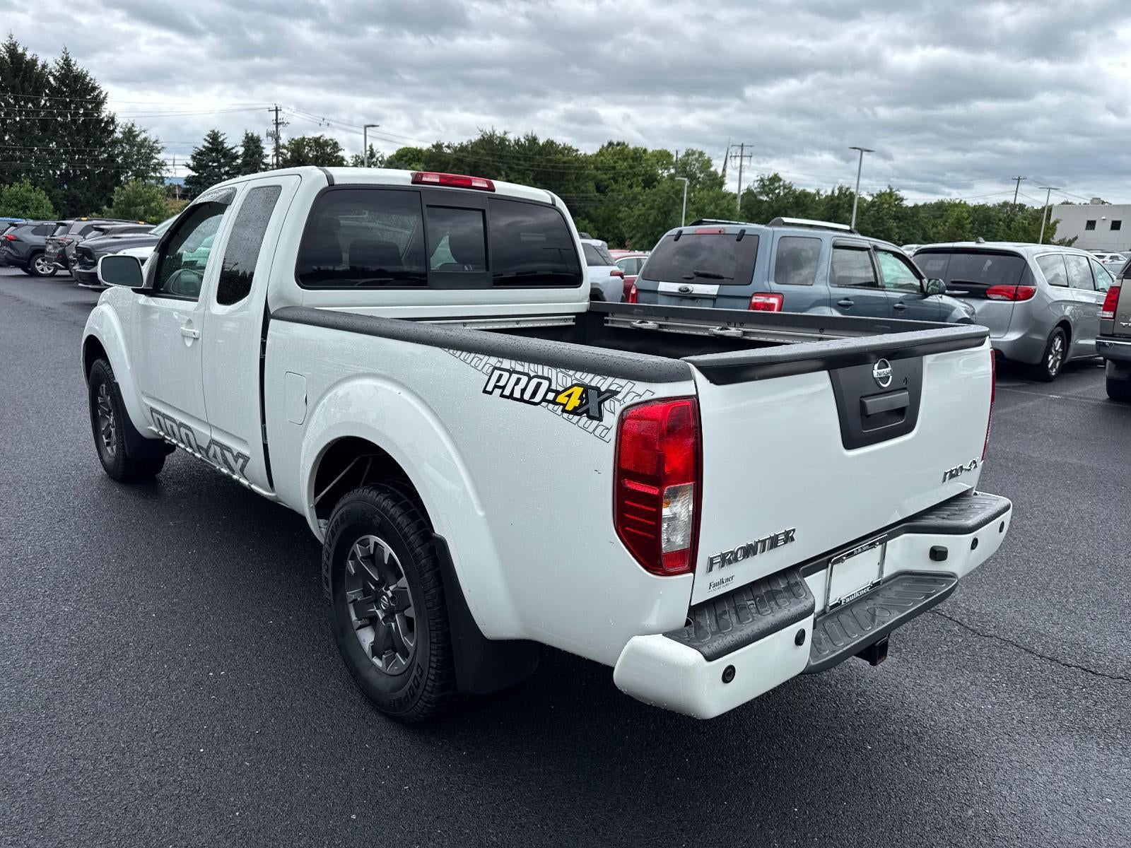 2015 Nissan Frontier 4WD King Cab Auto PRO-4X