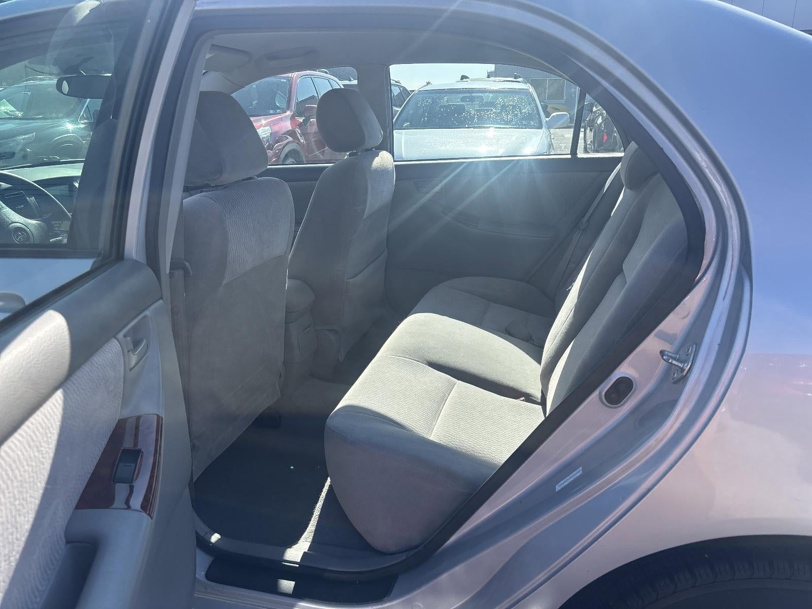 2005 Toyota Corolla LE