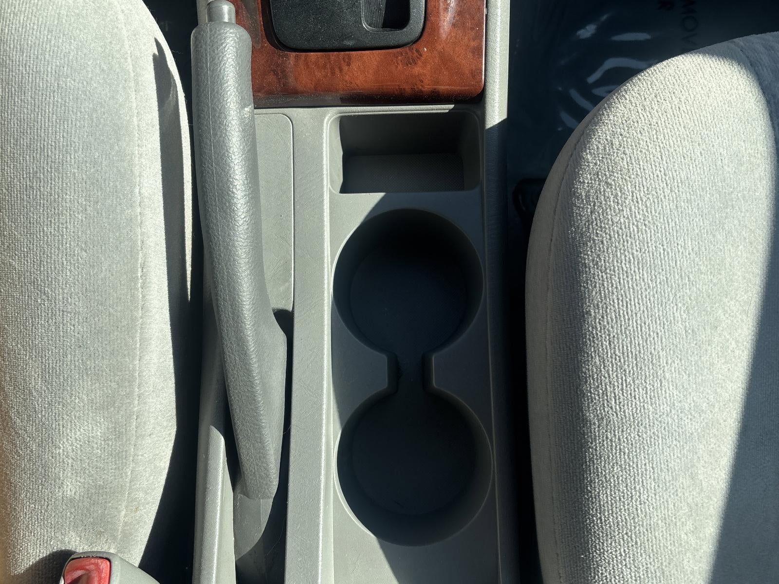 2005 Toyota Corolla LE