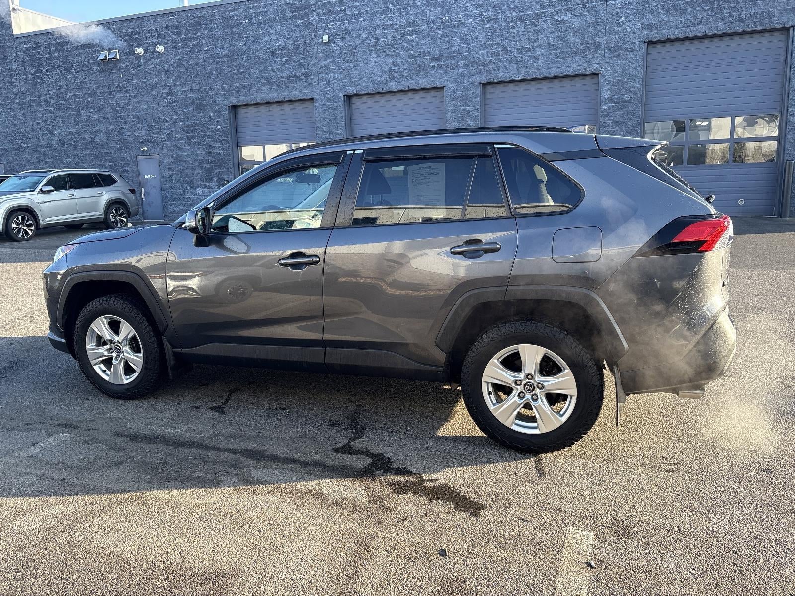 2021 Toyota RAV4 XLE AWD (Natl)
