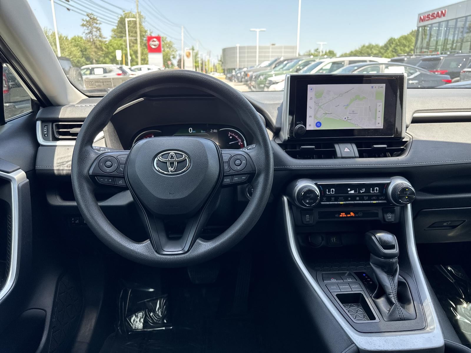 2024 Toyota RAV4 XLE FWD (GS)