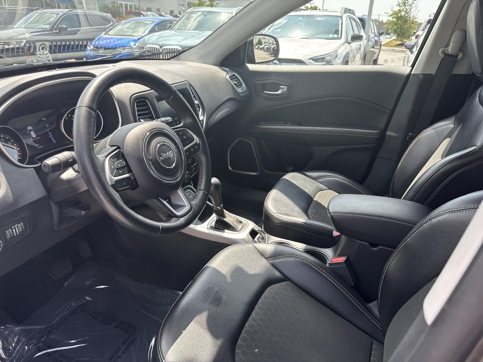 2020 Jeep Compass Latitude w/Sun/Safety Pkg 4x4