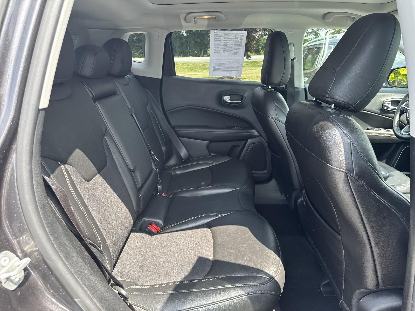 2020 Jeep Compass Latitude w/Sun/Safety Pkg 4x4