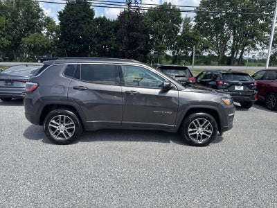 2020 Jeep Compass Latitude w/Sun/Safety Pkg 4x4
