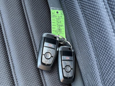 2017 Ford Fusion SE FWD