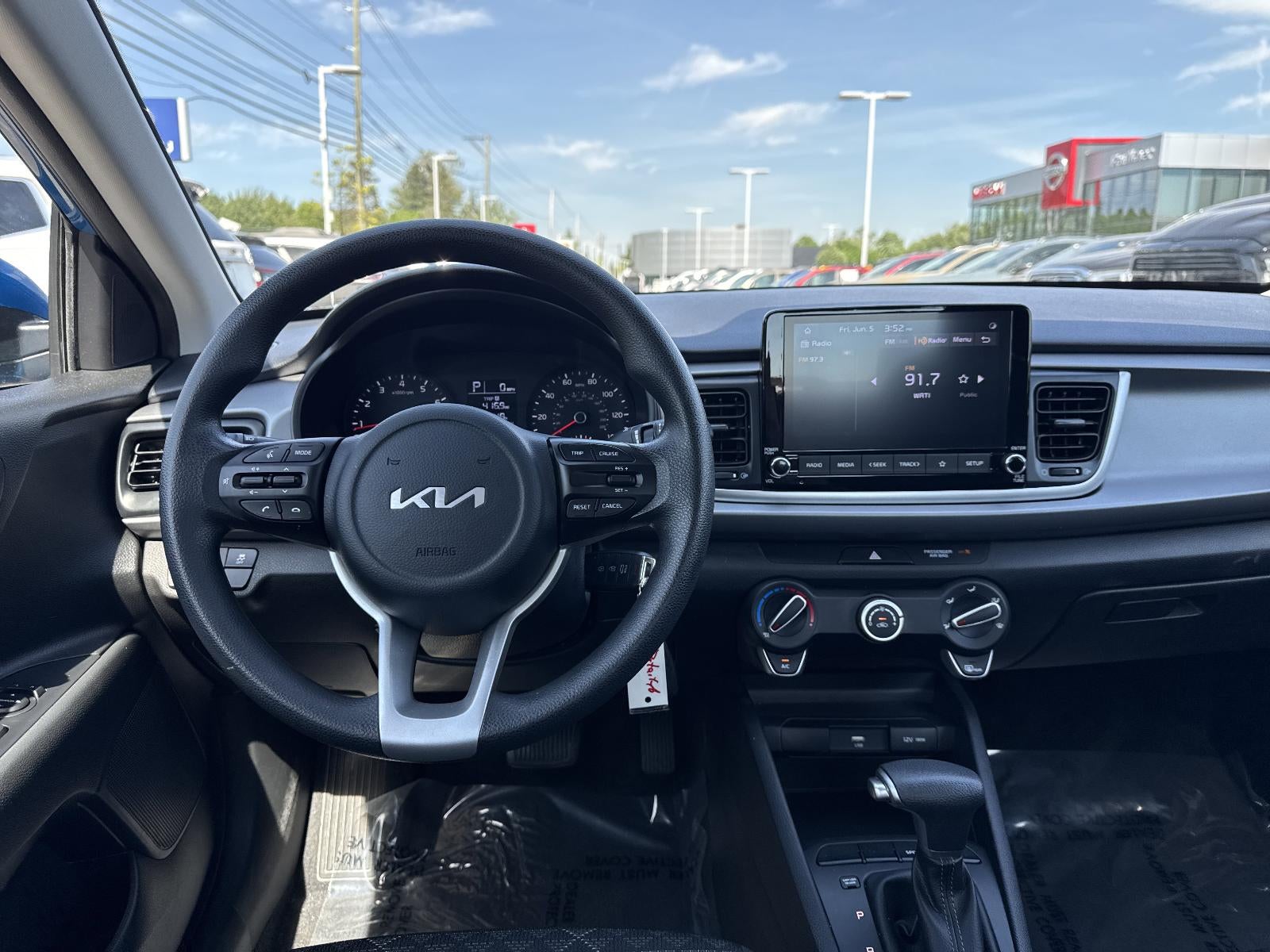 2022 Kia Rio S IVT