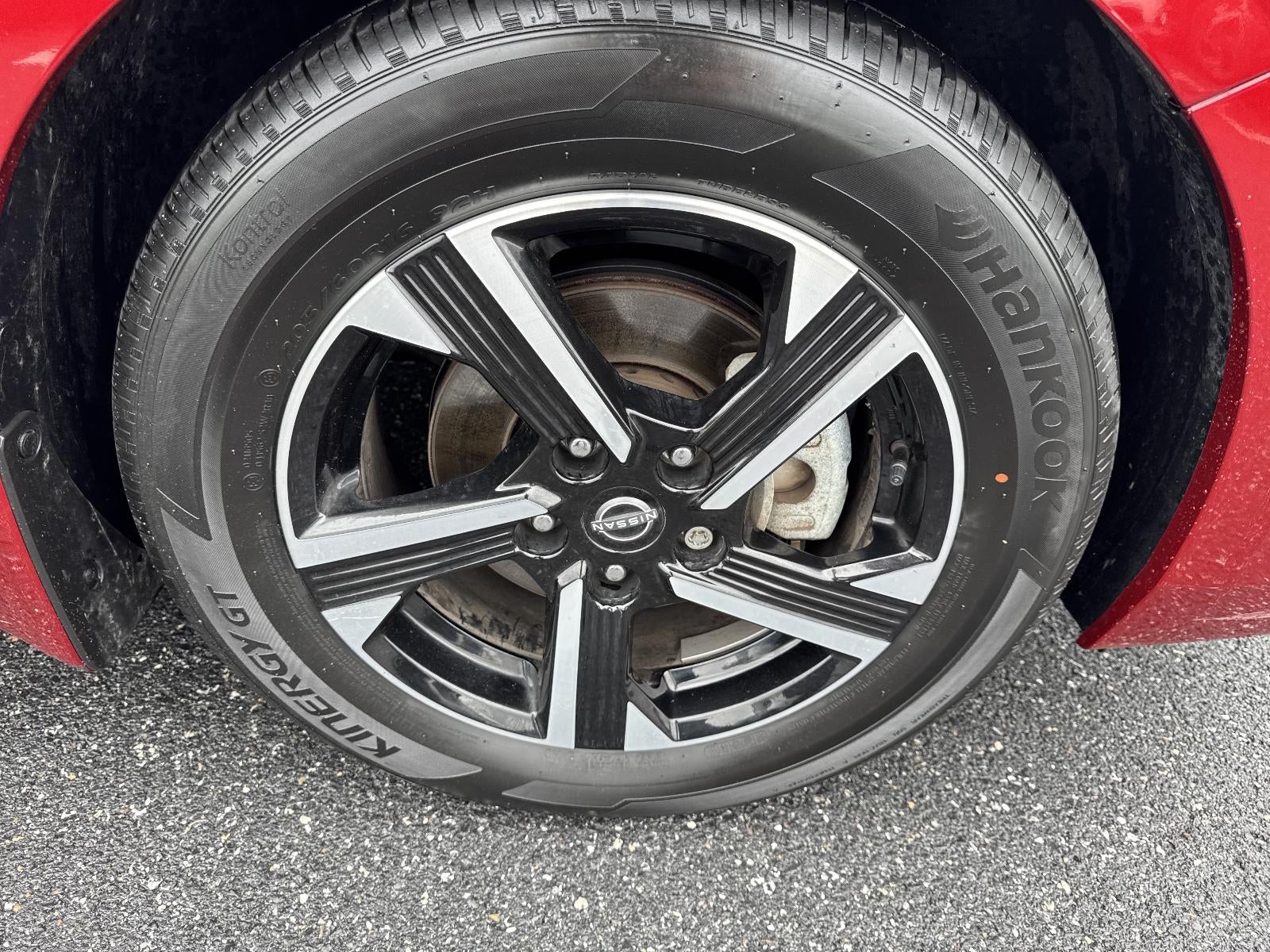2024 Nissan Sentra SV CVT