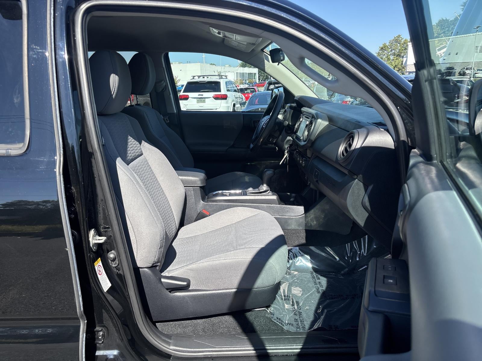 2019 Toyota Tacoma 4WD 4WD SR Double Cab 5' Bed V6 AT (GS)