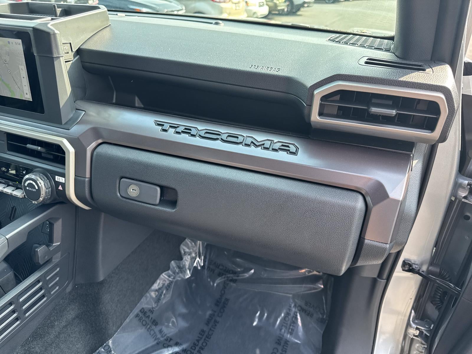 2025 Toyota Tacoma 4WD 4WD SR5 Double Cab 6' Bed AT (Natl)