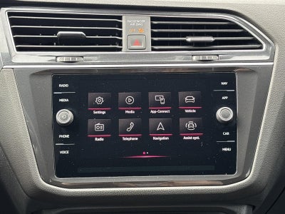 2022 Volkswagen Tiguan 2.0T SEL R-Line 4MOTION
