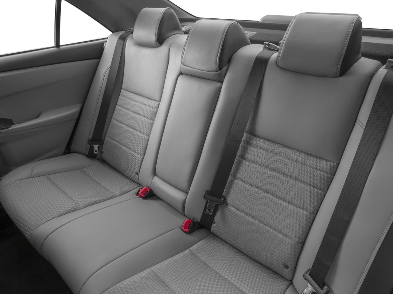 2017 Toyota Camry SE Auto (SE)