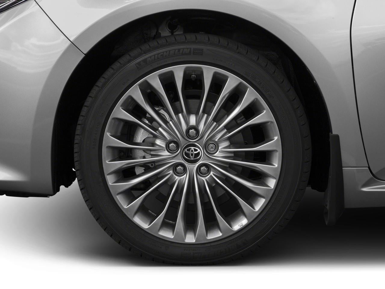 2017 Toyota Avalon XLE (SE)