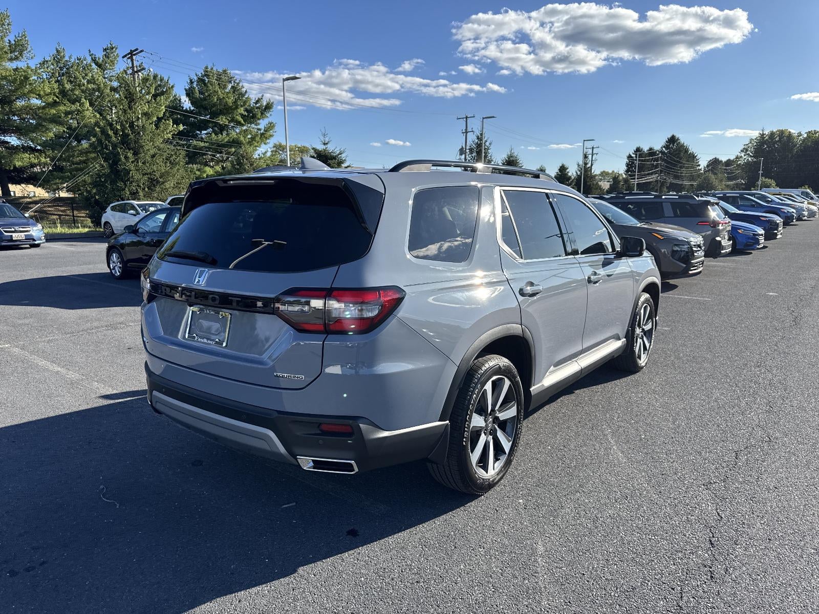2025 Honda Pilot Touring AWD