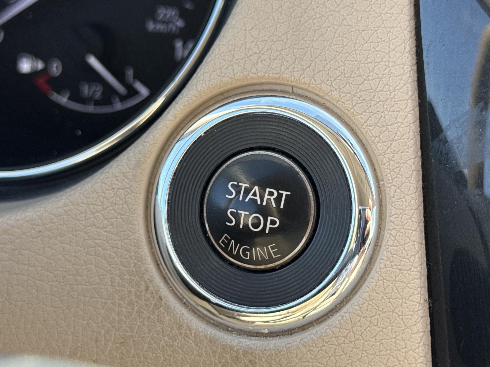 2014 Nissan Rogue AWD 4dr SL