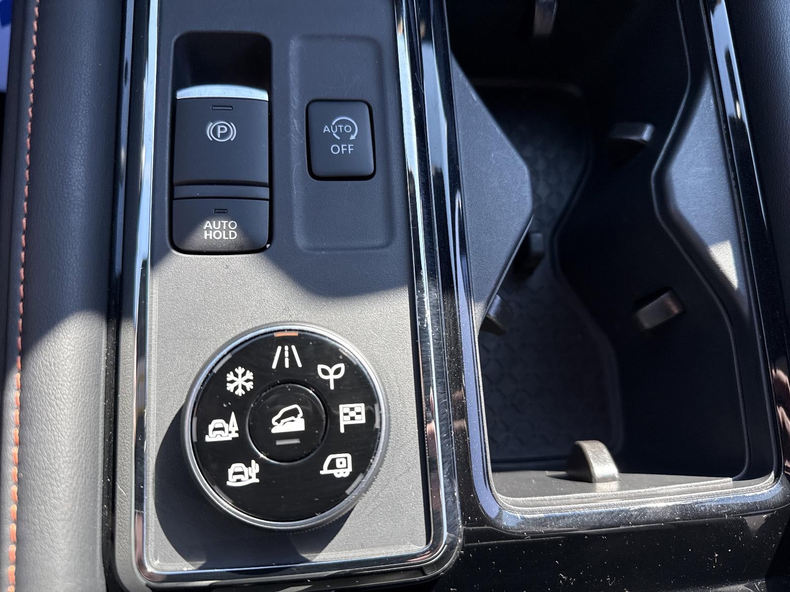 2025 Nissan Pathfinder Rock Creek 4WD