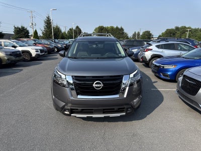 2024 Nissan Pathfinder Platinum 4WD