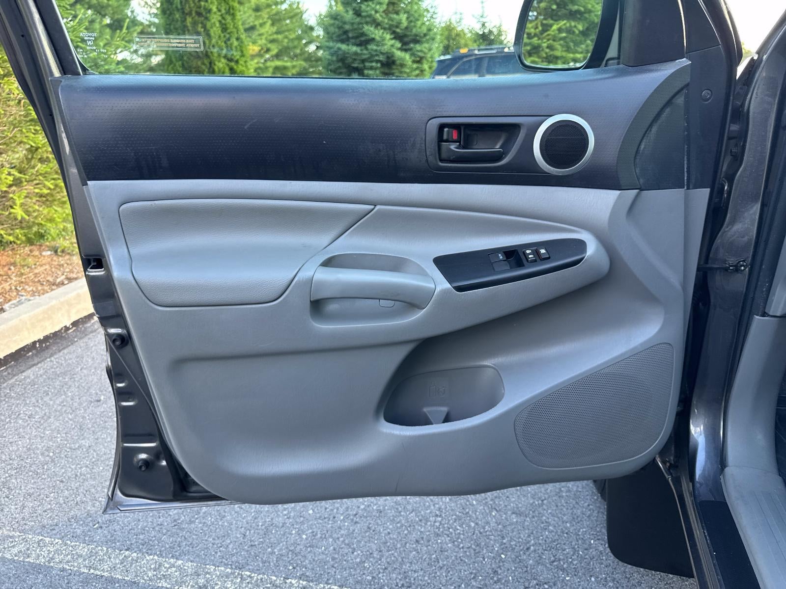 2015 Toyota Tacoma 4WD Access Cab Standard Bed V6 Automatic (SE)