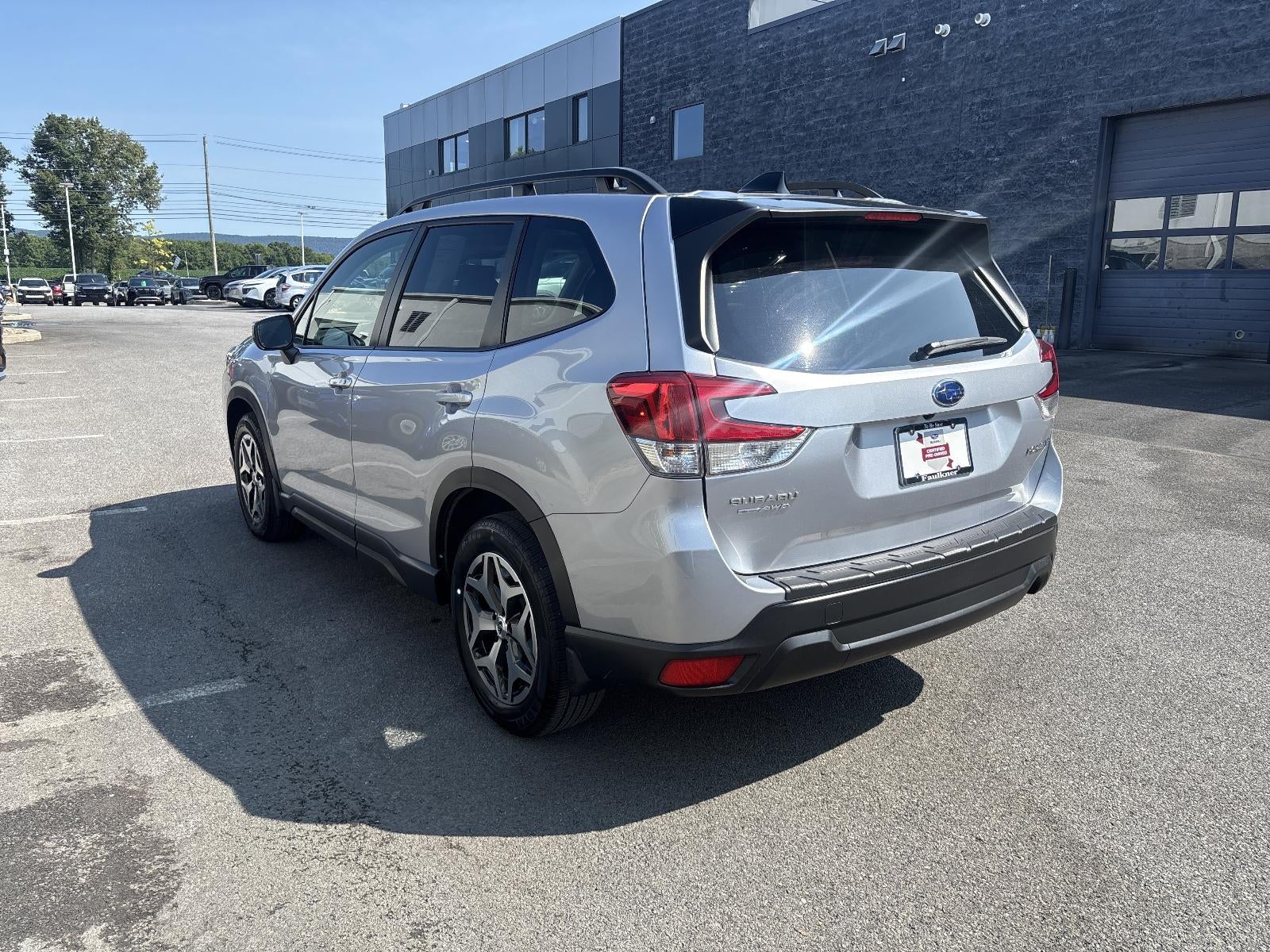 2024 Subaru Forester Premium AWD