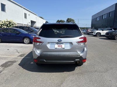 2024 Subaru Forester Premium AWD