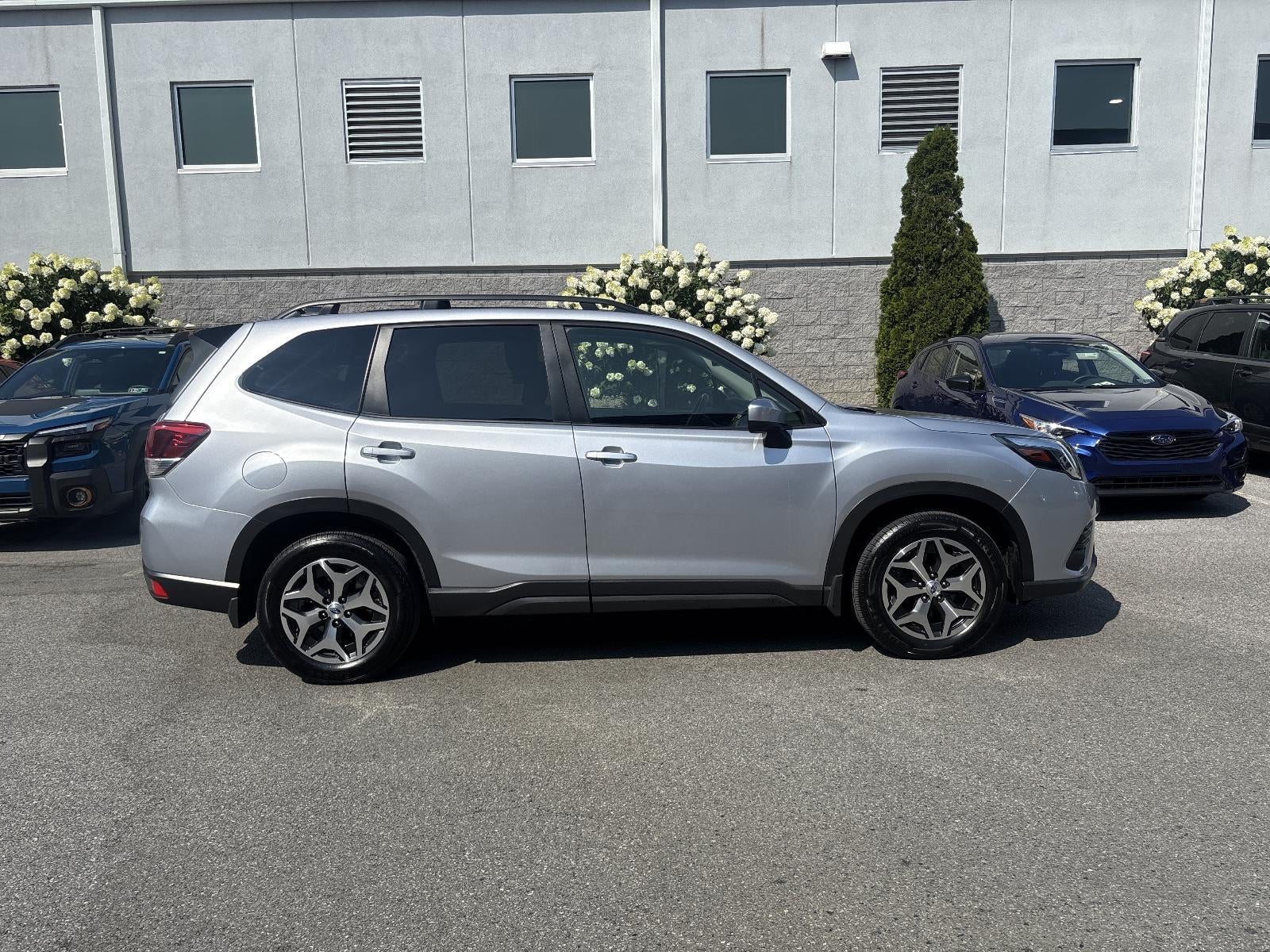 2024 Subaru Forester Premium AWD