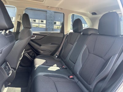 2024 Subaru Forester Premium AWD