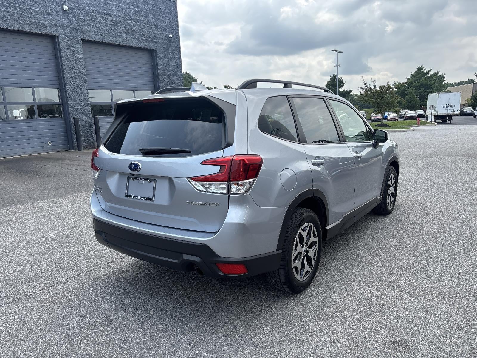 2021 Subaru Forester Premium CVT