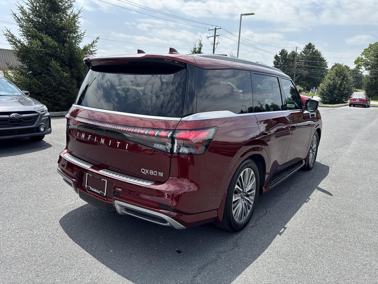 2025 INFINITI QX80 SENSORY AWD