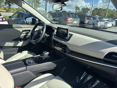 2024 Nissan Rogue AWD SV