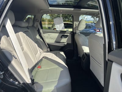2024 Nissan Rogue AWD SV