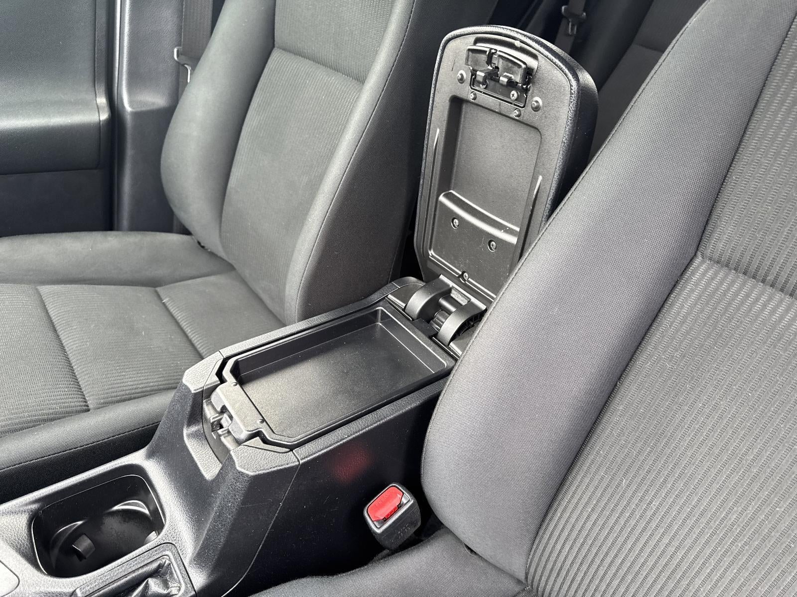 2018 Toyota RAV4 LE AWD (Natl)