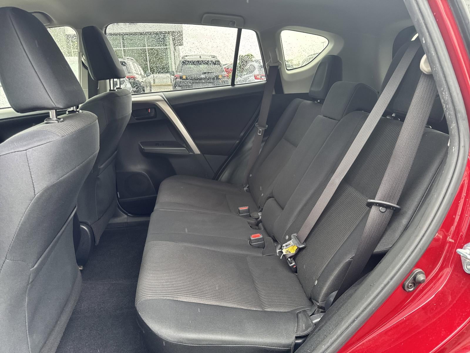 2018 Toyota RAV4 LE AWD (Natl)