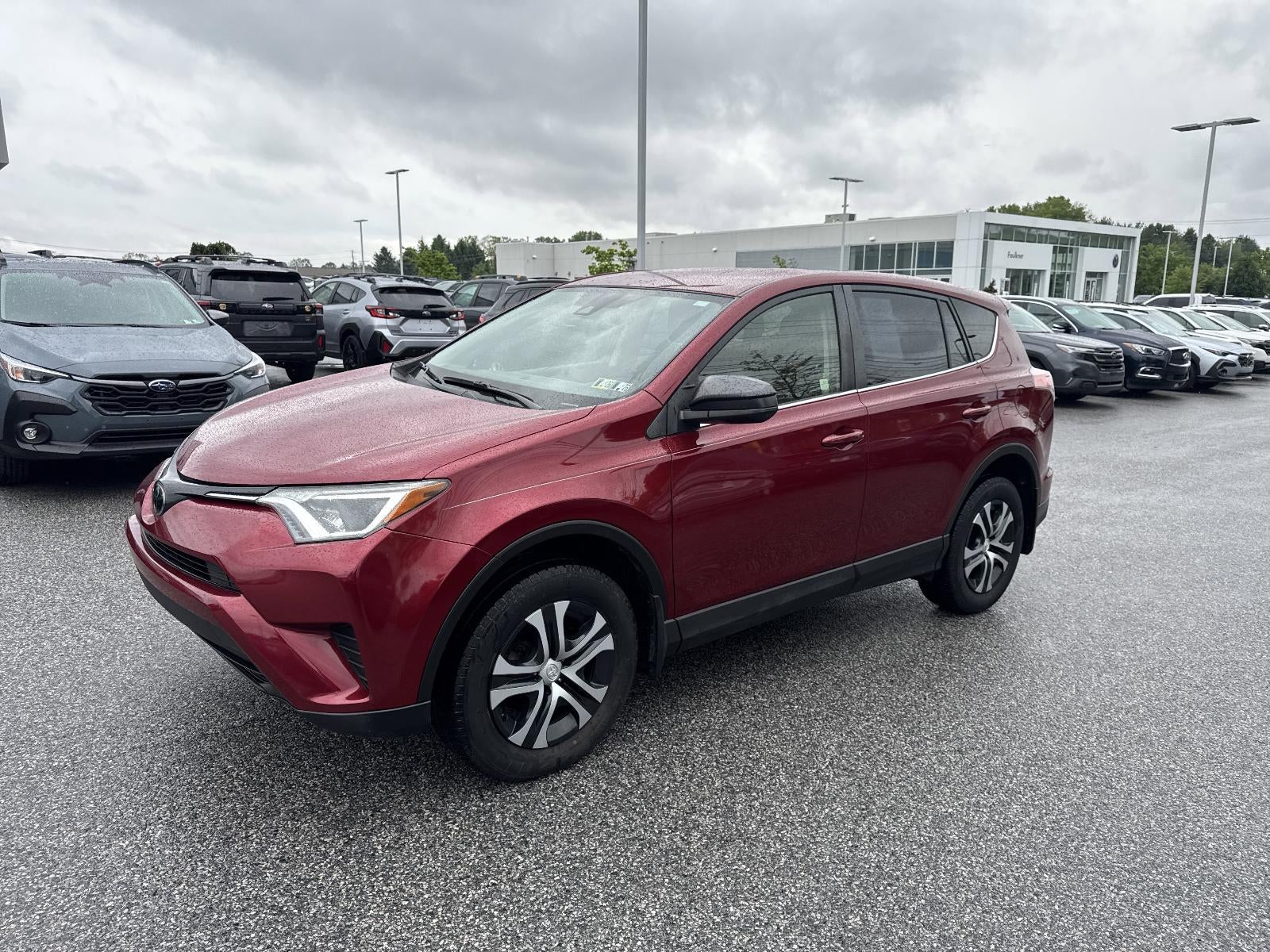 2018 Toyota RAV4 LE AWD (Natl)