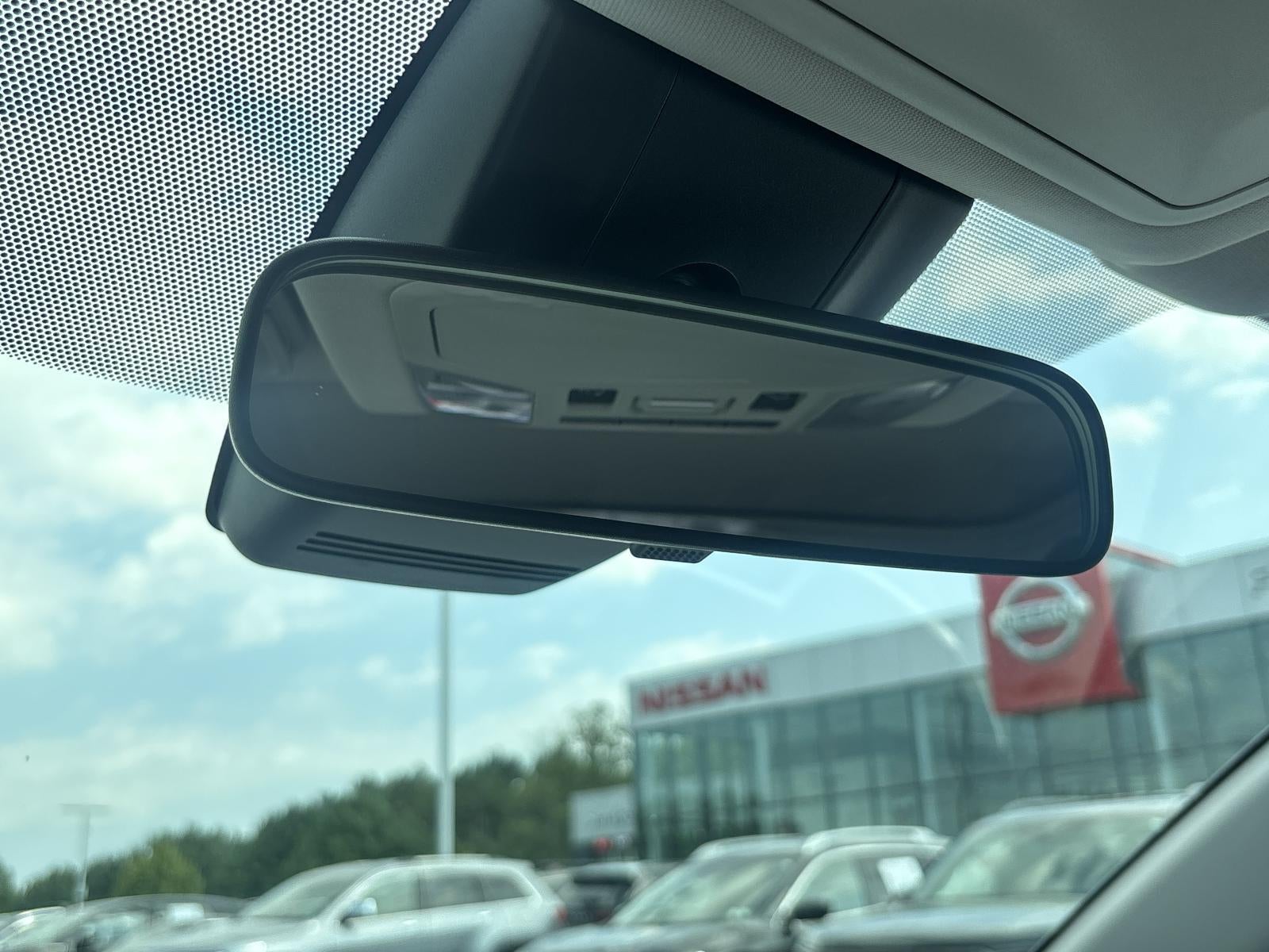 2023 Toyota RAV4 Hybrid XLE AWD (Natl)