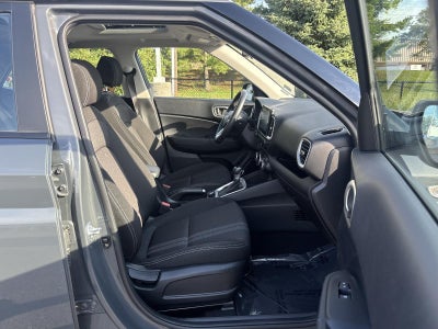 2025 Hyundai VENUE Limited IVT