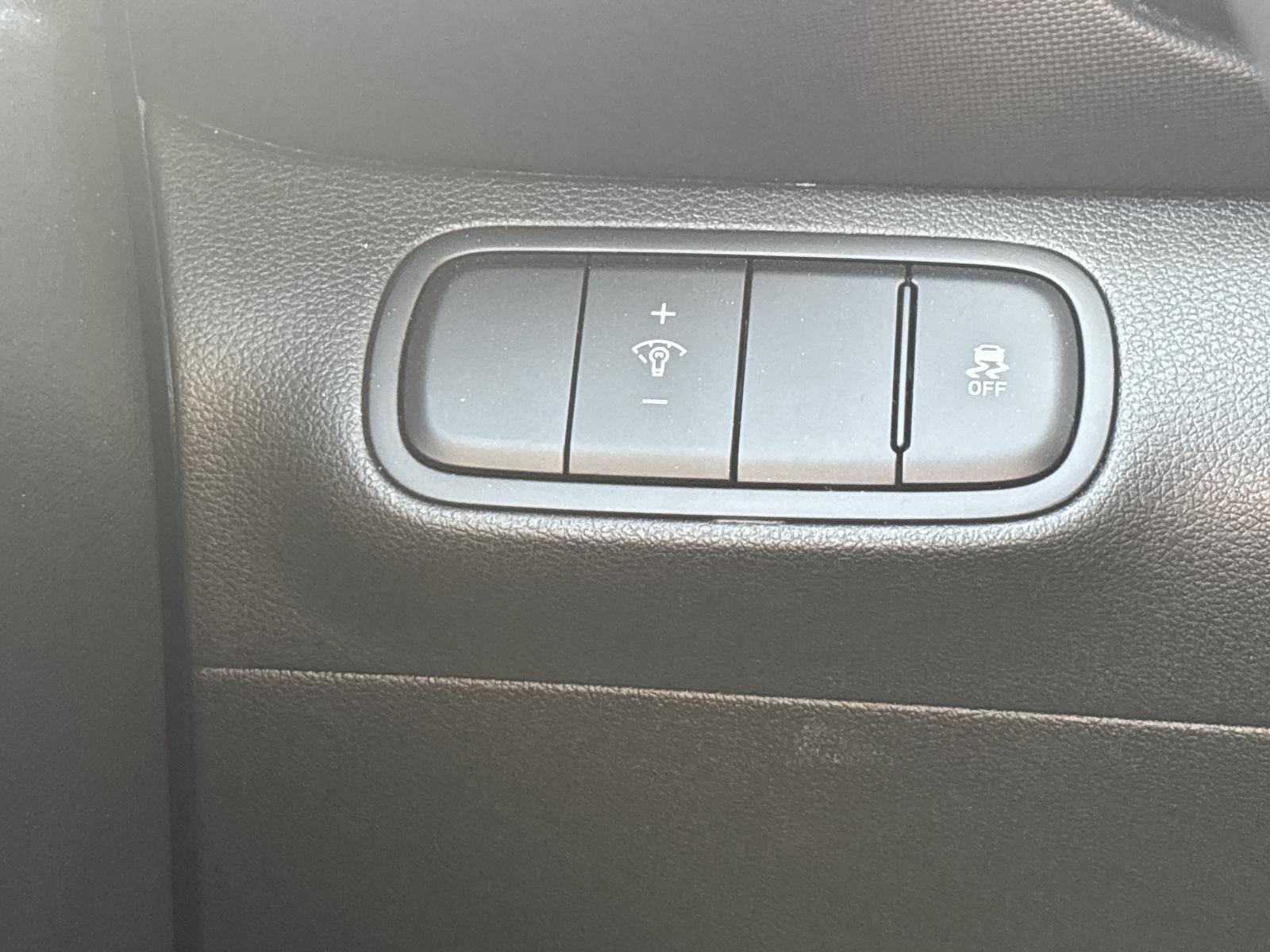 2025 Hyundai VENUE Limited IVT