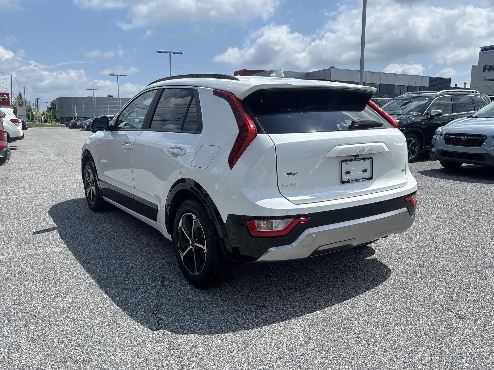 2025 Kia Niro SX FWD