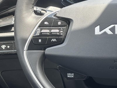 2025 Kia Niro SX FWD