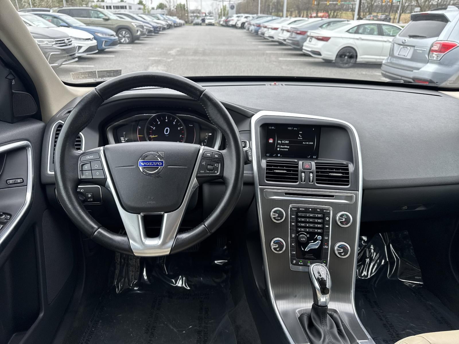 2016 Volvo XC60 AWD 4dr T6 Drive-E