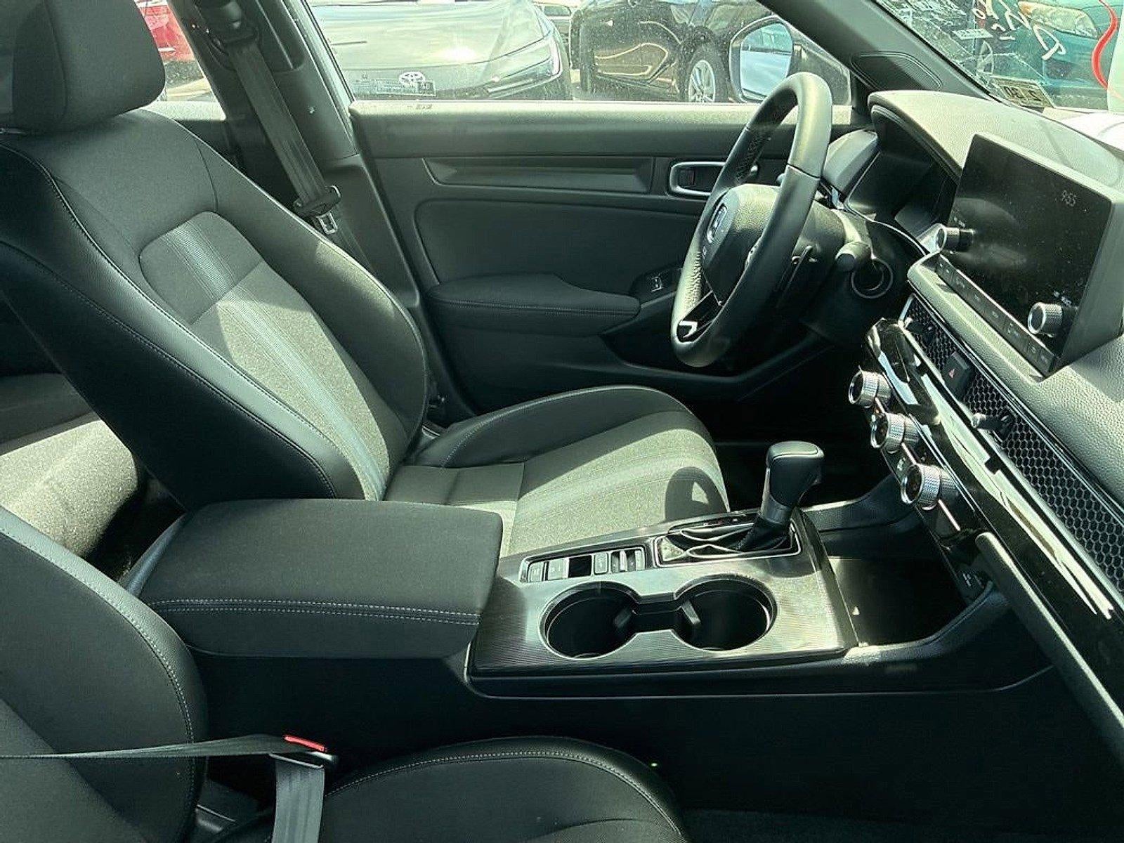 2025 Honda Civic Hatchback Sport CVT