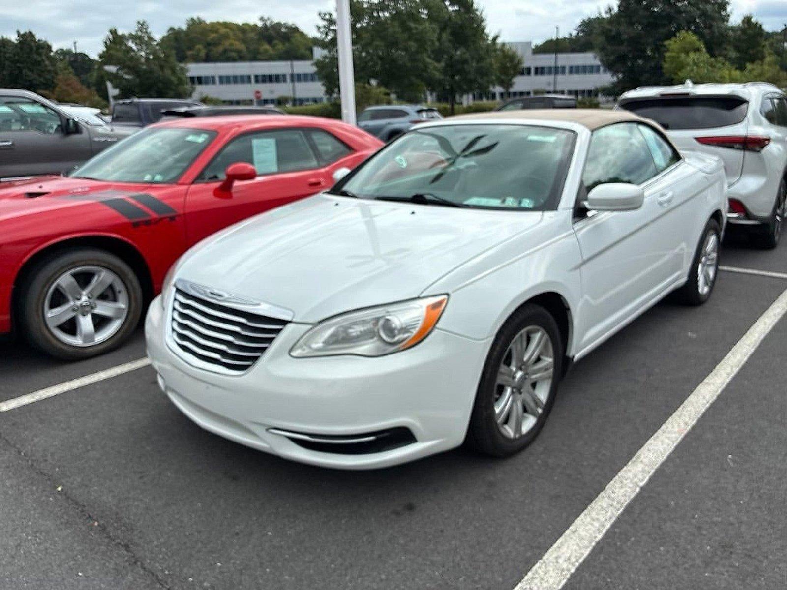 2014 Chrysler 200 2dr Conv Touring