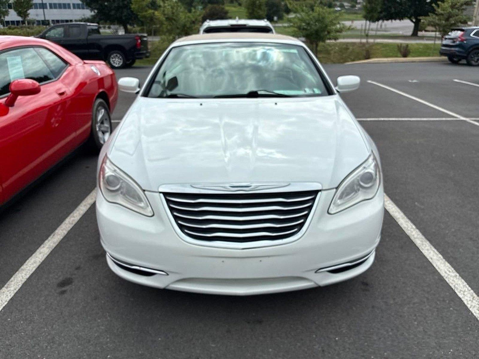 2014 Chrysler 200 2dr Conv Touring