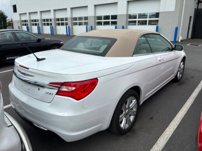 2014 Chrysler 200 2dr Conv Touring