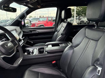 2023 Jeep Wagoneer Series II Carbide 4x4